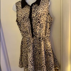 Leopard print sleeveless dress